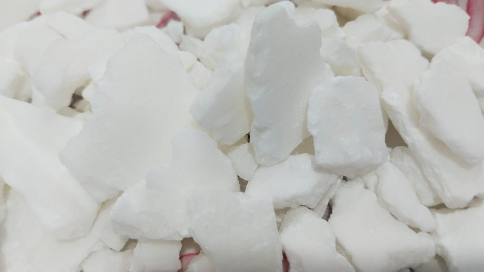 SCI (Sodium Cocoyl Isethionate ) Flakes
