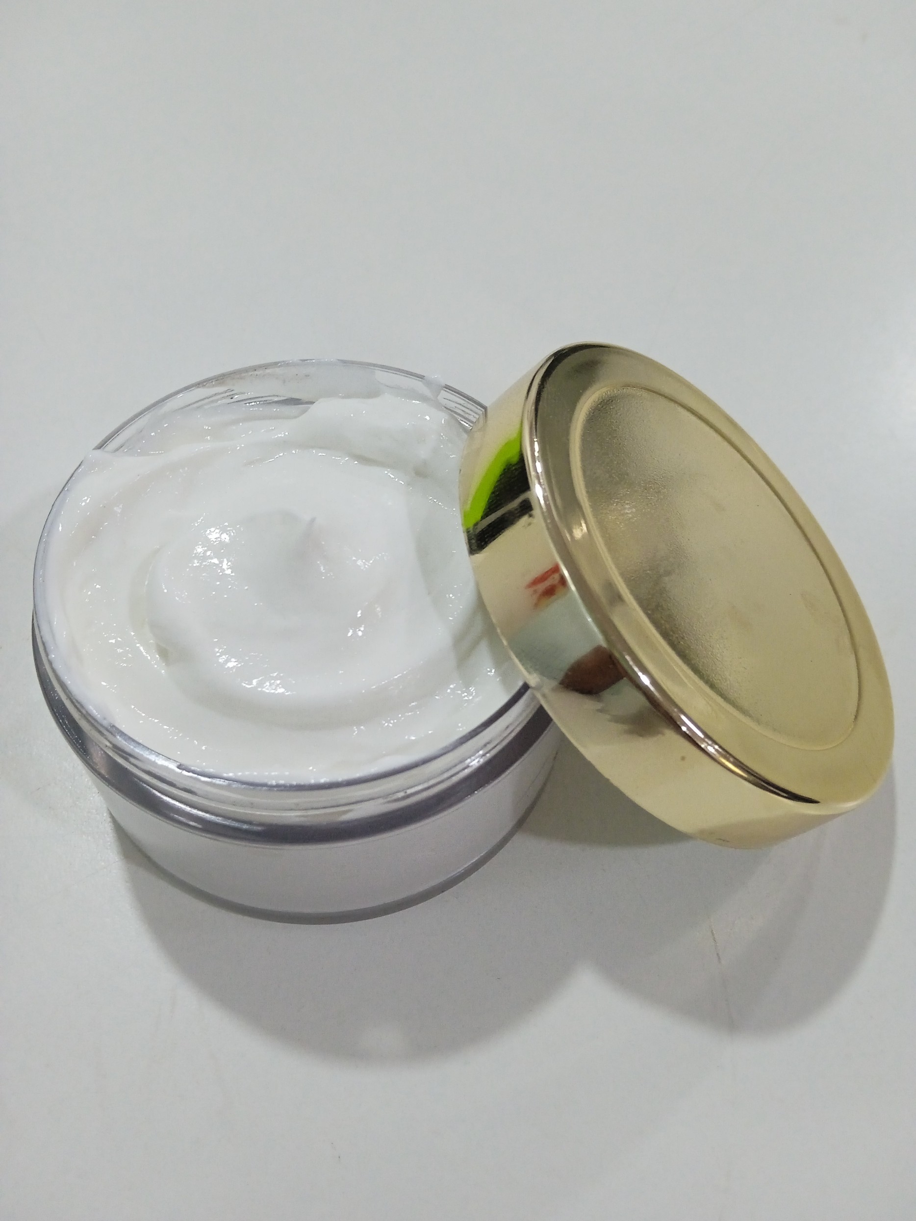 Advance Sunscreen Cream Base (SPF -45)